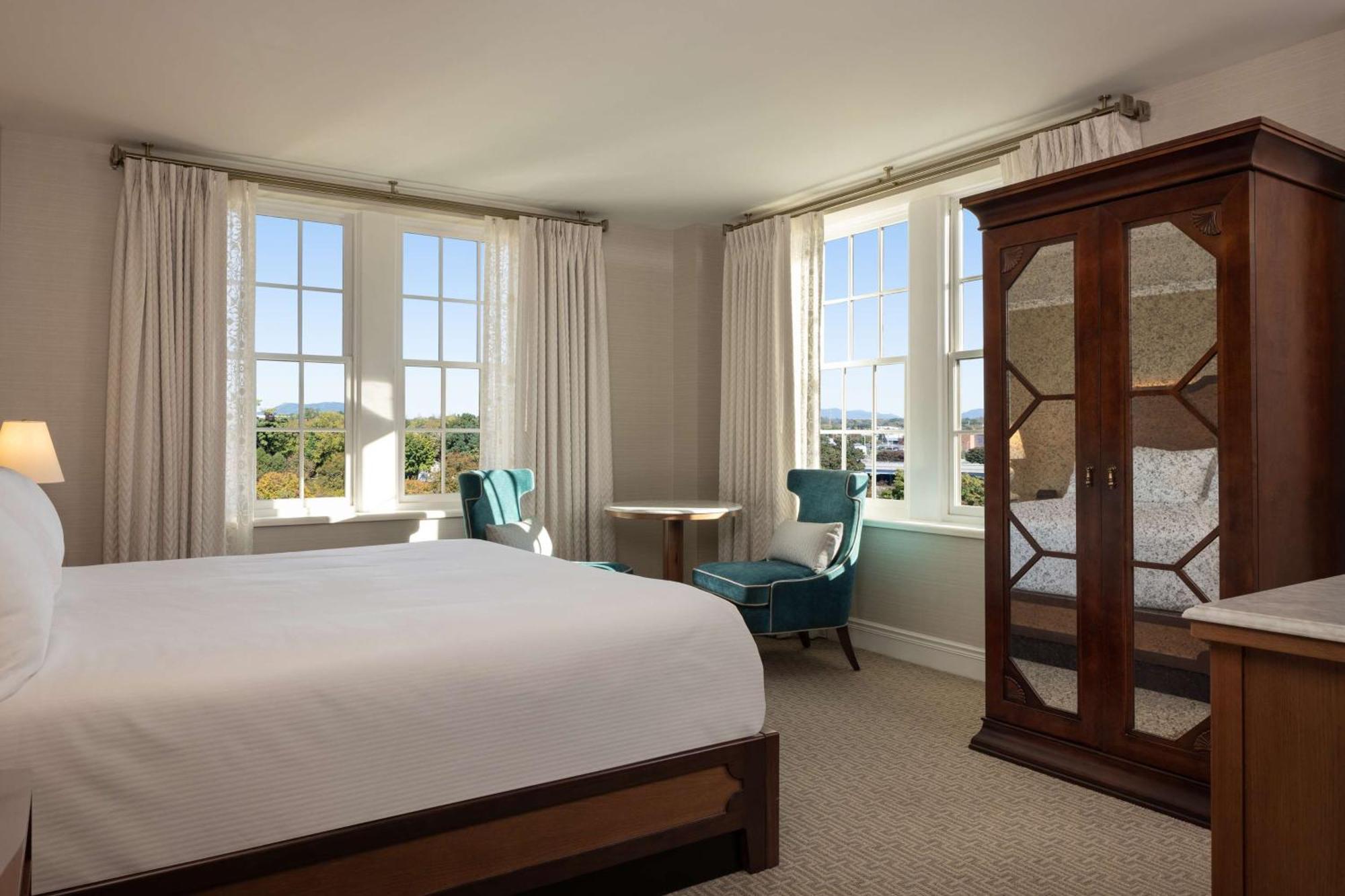 Hotel Roanoke & Conference Center, Curio Collection By Hilton Exterior foto